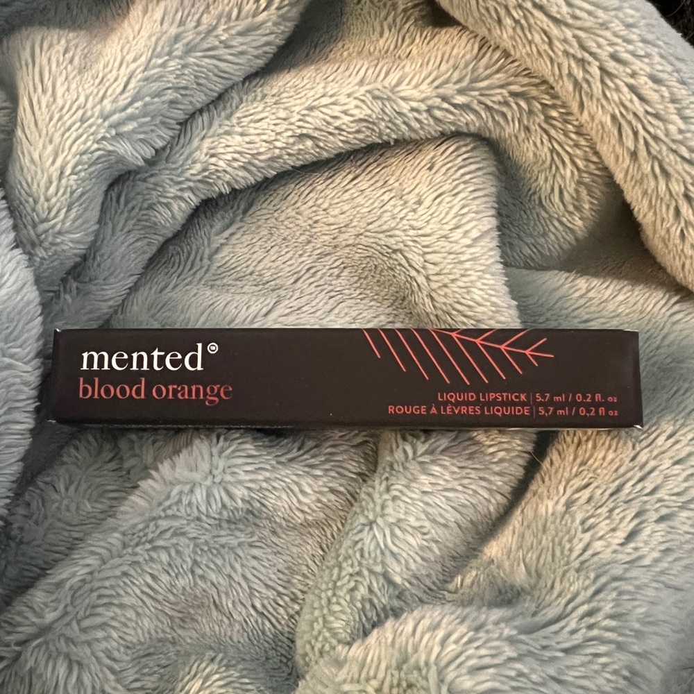 Mented liquid lipstick in blood orange NIB
